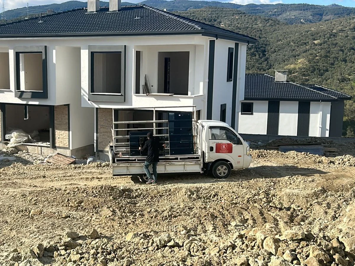 Dekoratif metal panel ve bahçe korkuluğu — Edremit